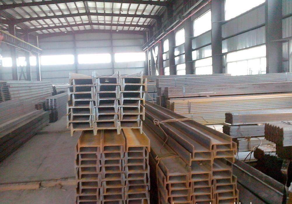五指山工字钢加工厂 品种齐全，建筑材料的坚实后盾
